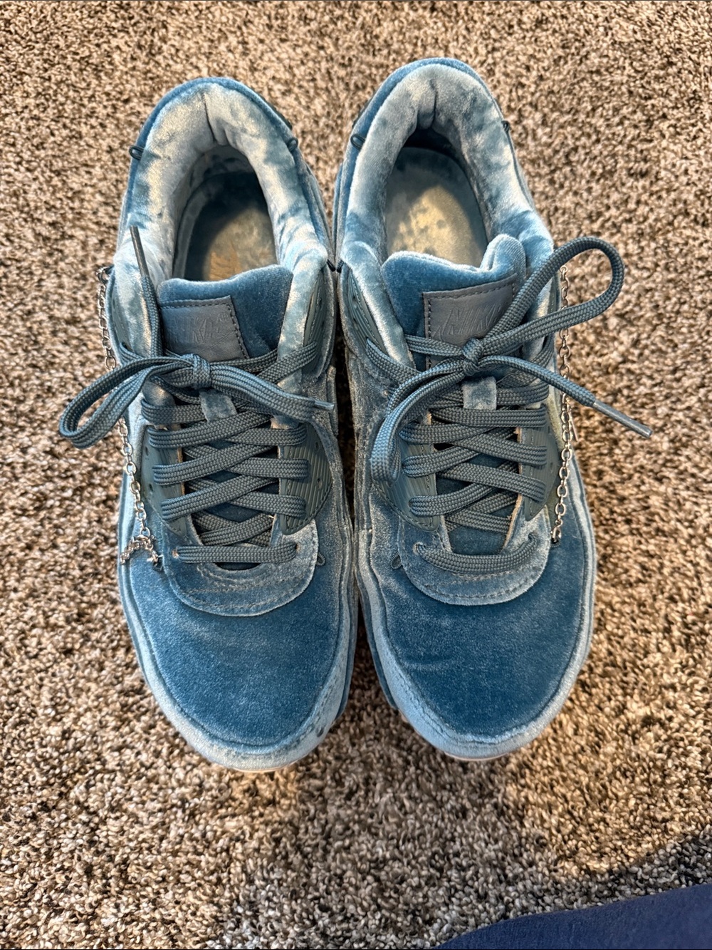 Nike Air Max 90 “Lucky Charms” Blue Velvet Womens Size 11 Sneakers (detachable)